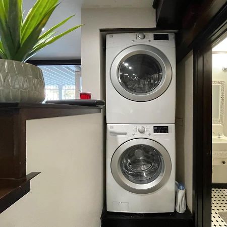 Artist'S Apartment In The Heart Of The City Sacramento Buitenkant foto