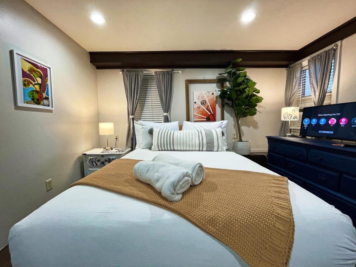 Artist'S Apartment In The Heart Of The City Sacramento Buitenkant foto